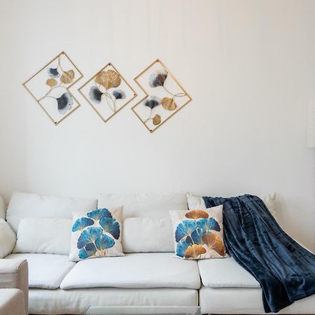 Spacious And Bright 2-Bedroom Large Apartment Very Close To Paris - Near Metro Boulogne-Billancourt Buitenkant foto