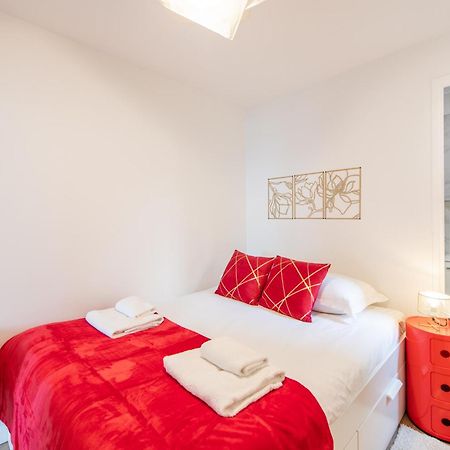 Spacious And Bright 2-Bedroom Large Apartment Very Close To Paris - Near Metro Boulogne-Billancourt Buitenkant foto