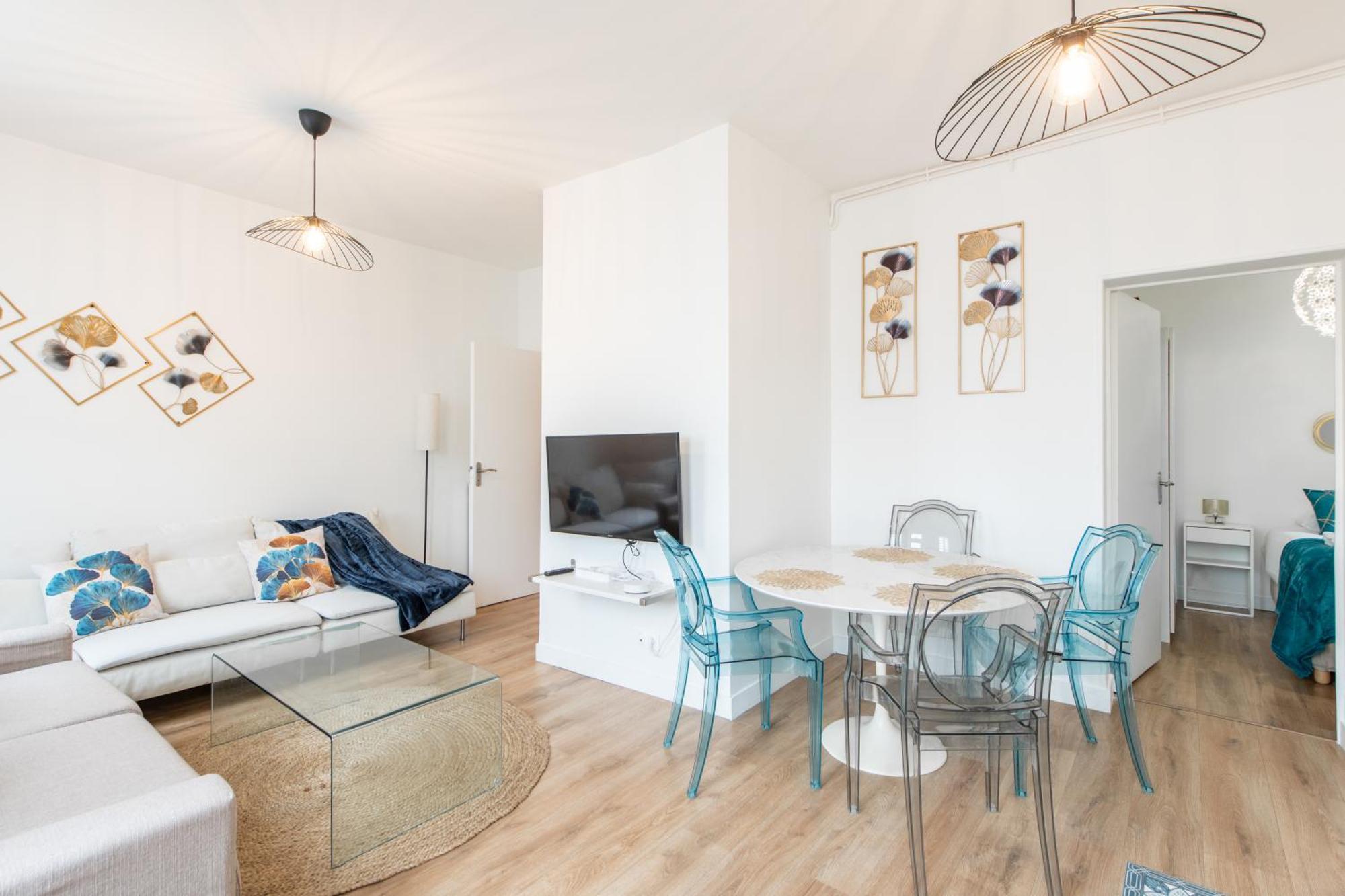 Spacious And Bright 2-Bedroom Large Apartment Very Close To Paris - Near Metro Boulogne-Billancourt Buitenkant foto