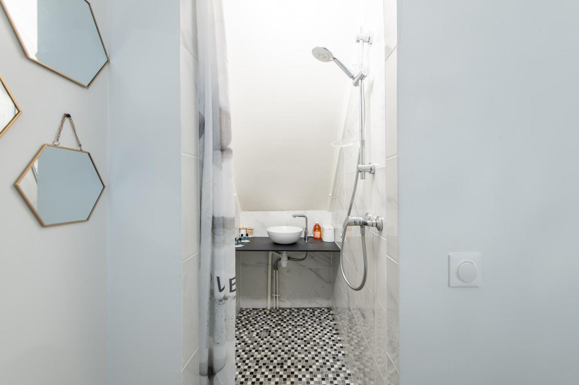 Spacious And Bright 2-Bedroom Large Apartment Very Close To Paris - Near Metro Boulogne-Billancourt Buitenkant foto