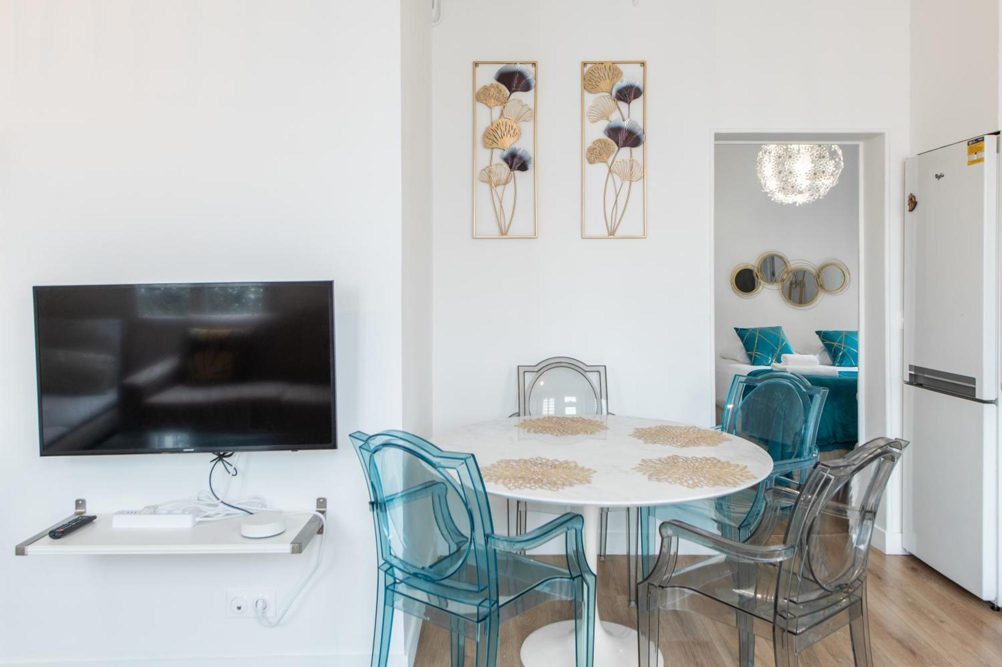 Spacious And Bright 2-Bedroom Large Apartment Very Close To Paris - Near Metro Boulogne-Billancourt Buitenkant foto