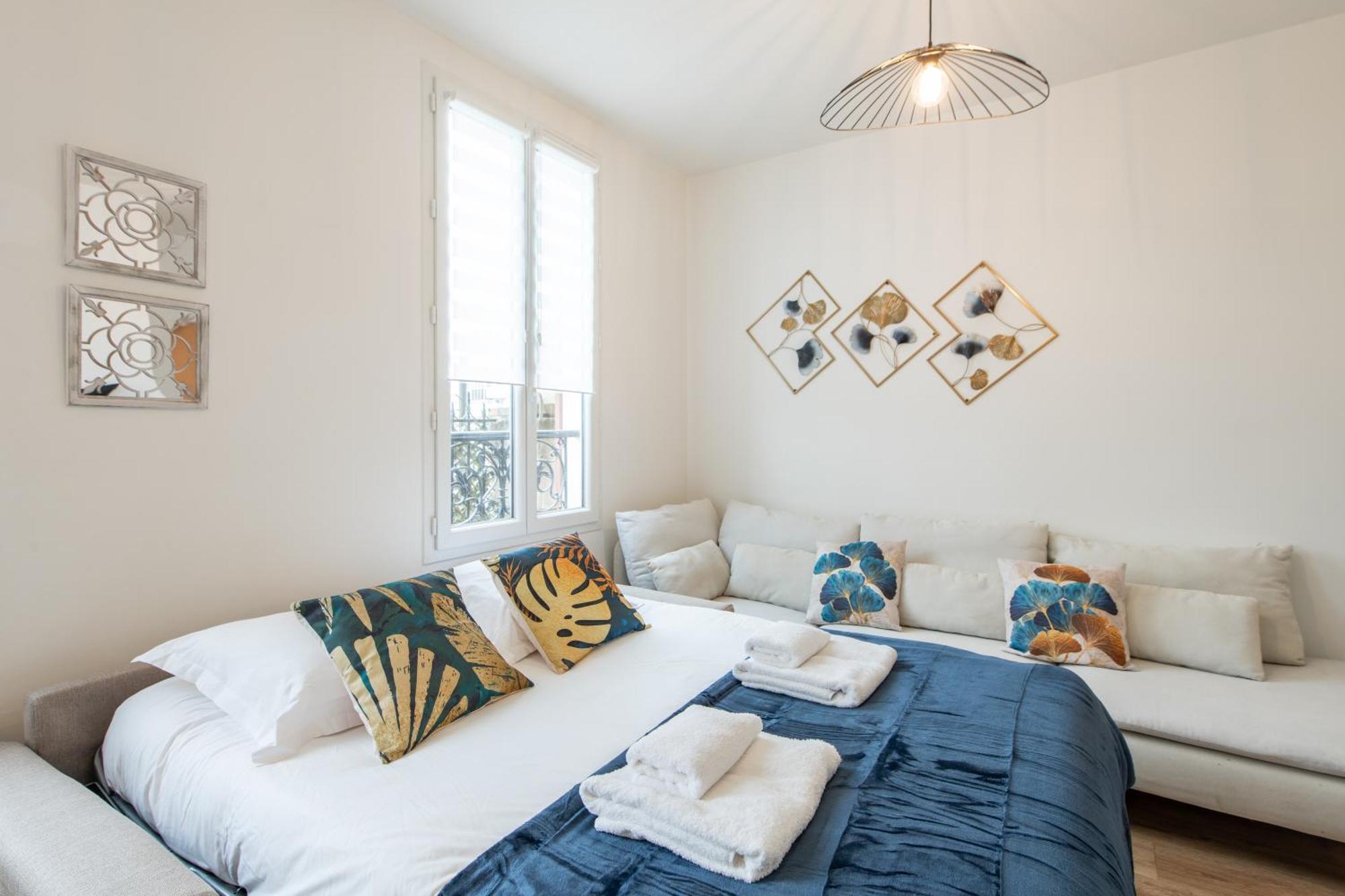 Spacious And Bright 2-Bedroom Large Apartment Very Close To Paris - Near Metro Boulogne-Billancourt Buitenkant foto