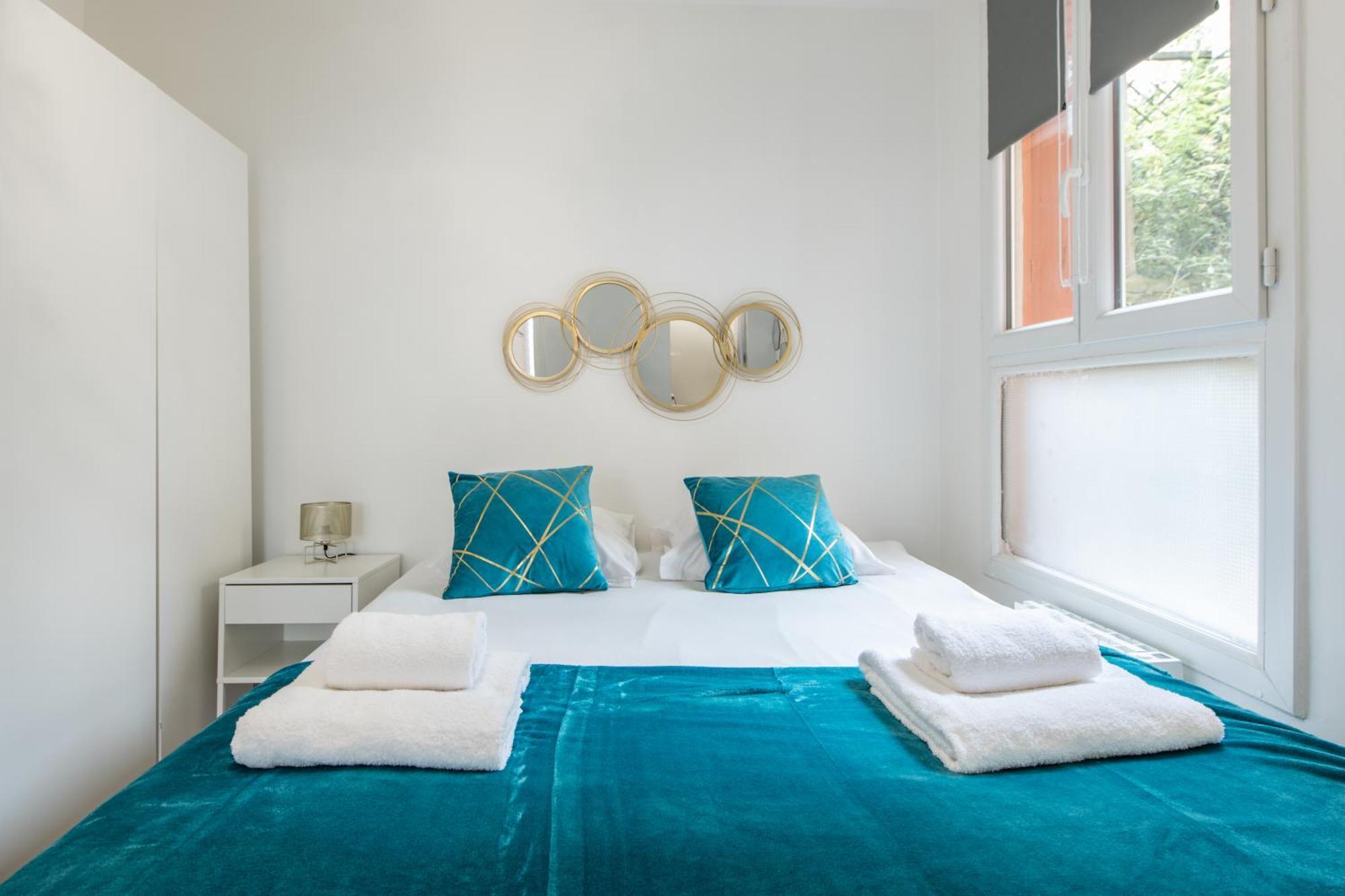 Spacious And Bright 2-Bedroom Large Apartment Very Close To Paris - Near Metro Boulogne-Billancourt Buitenkant foto