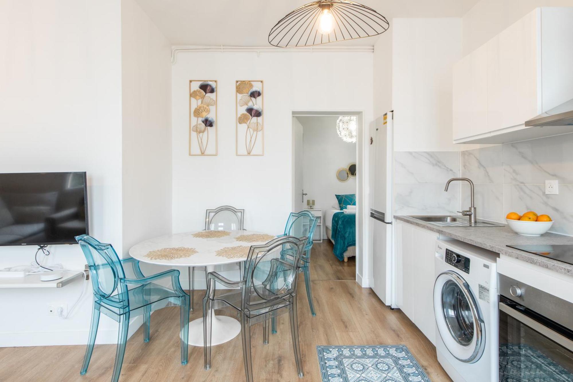 Spacious And Bright 2-Bedroom Large Apartment Very Close To Paris - Near Metro Boulogne-Billancourt Buitenkant foto