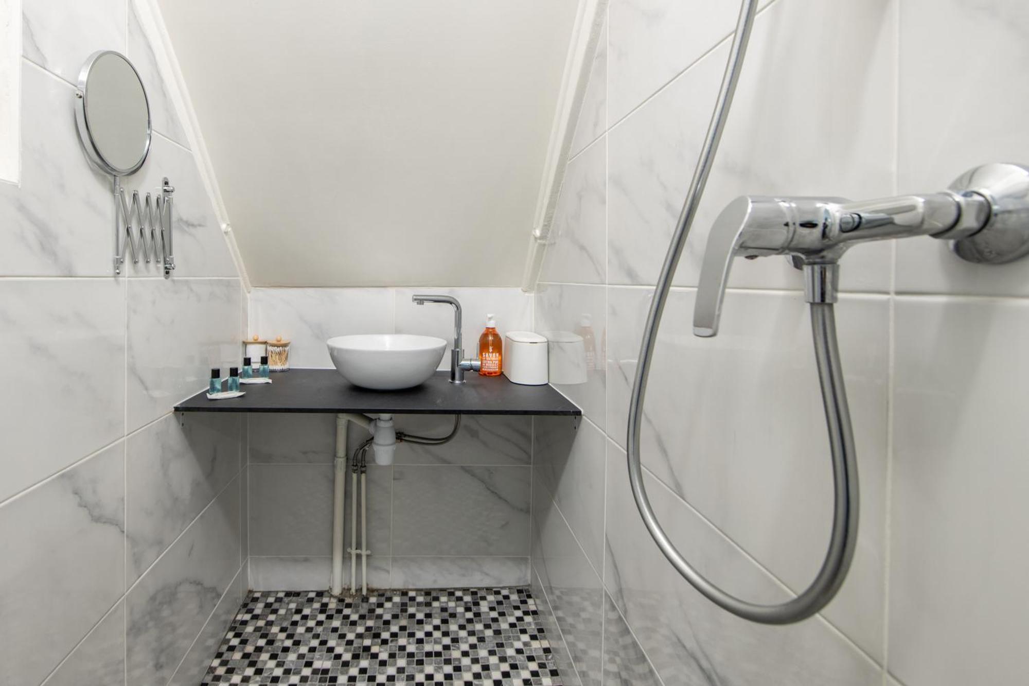 Spacious And Bright 2-Bedroom Large Apartment Very Close To Paris - Near Metro Boulogne-Billancourt Buitenkant foto