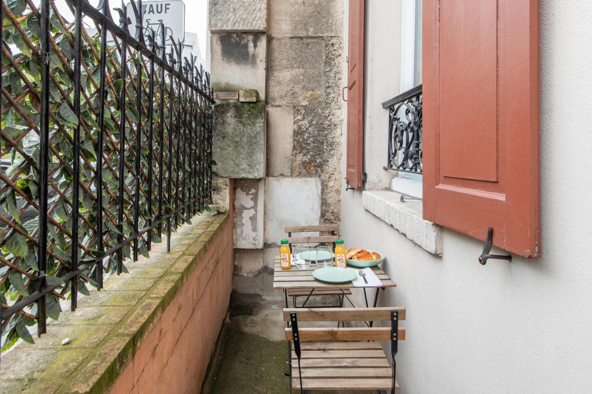 Spacious And Bright 2-Bedroom Large Apartment Very Close To Paris - Near Metro Boulogne-Billancourt Buitenkant foto